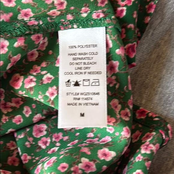 Pleione Green and Pink Floral Green Blouse - Picture 4 of 5